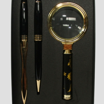 coffret-cadeaux-challenges Coupe papier, style et loupe - Challenges
